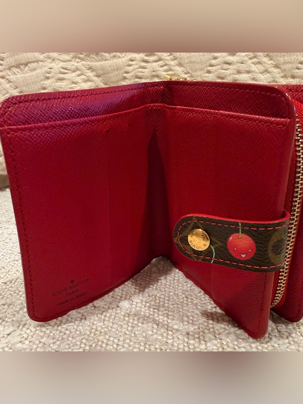 Louis Vuitton Monogram Cerises Compact Zippe wallet limited-edition by Murakami - Picture 7 of 9